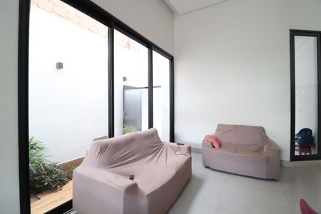 Casa para alugar com 170m², 4 quartos e 2 vagasSala