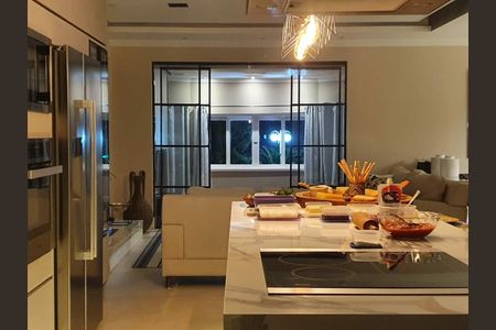 Casa à venda com 378m², 5 quartos e 6 vagas