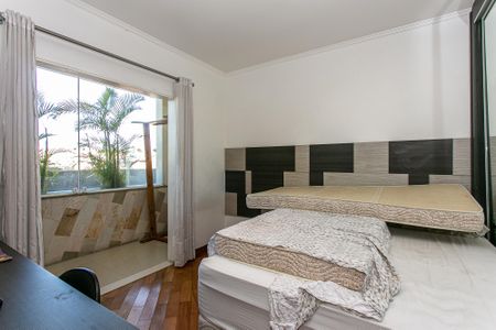 Casa à venda com 400m², 3 quartos e 8 vagasQuarto