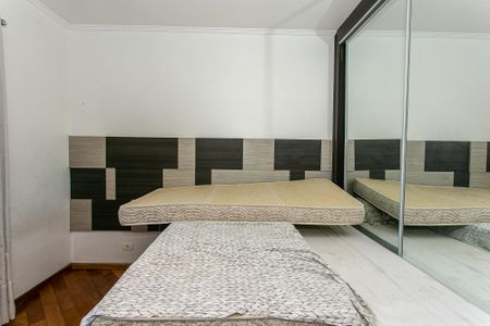 Casa à venda com 400m², 3 quartos e 8 vagasQuarto