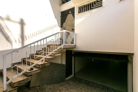 Casa à venda com 400m², 3 quartos e 8 vagasFachada