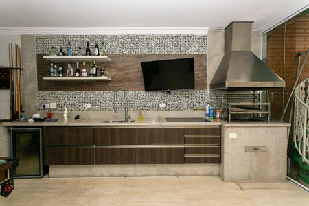 Casa à venda com 400m², 3 quartos e 8 vagasÁrea comum