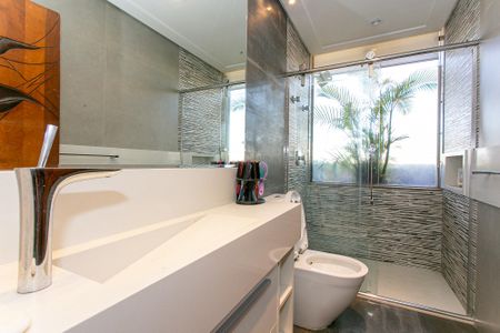 Casa à venda com 400m², 3 quartos e 8 vagasBanheiro