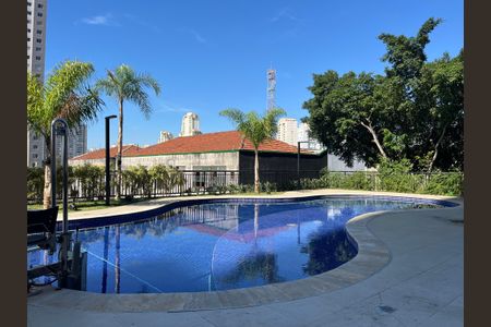 Apartamento à venda com 42m², 2 quartos e sem vaga Apartamento à venda com 42m², 2 quartos e sem vagaÁrea comum - Piscina