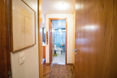 Apartamento para alugar com 142m², 3 quartos e 2 vagas Apartamento para alugar com 142m², 3 quartos e 2 vagasCorredor