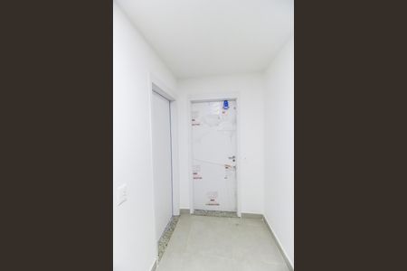 Apartamento para alugar com 42m², 2 quartos e 1 vaga Apartamento para alugar com 42m², 2 quartos e 1 vagaLockbox