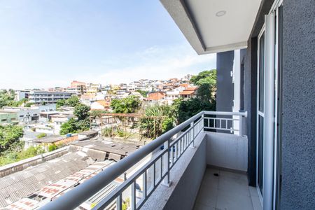 Apartamento para alugar com 42m², 2 quartos e 1 vaga Apartamento para alugar com 42m², 2 quartos e 1 vagaSacada da Sala/Cozinha