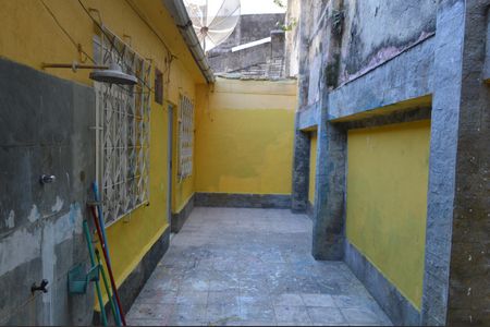 Casa à venda com 82m², 2 quartos e 1 vaga Casa à venda com 82m², 2 quartos e 1 vagaQuintal