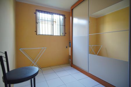 Quarto 2 de apartamento à venda com 2 quartos, 44m² em Rubem Berta, Porto Alegre