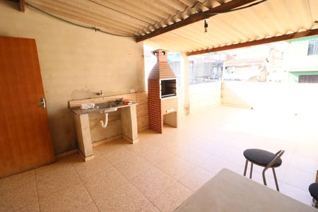 Casa à venda com 100m², 2 quartos e 1 vagaChurrasqueira