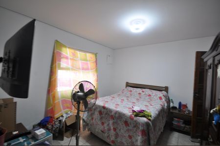 Casa para alugar com 150m², 2 quartos e 2 vagasSuíte