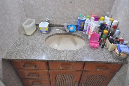 Casa para alugar com 150m², 2 quartos e 2 vagasBanheiro da Suíte