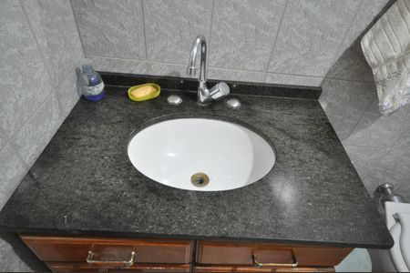 Casa para alugar com 150m², 2 quartos e 2 vagasBanheiro Social