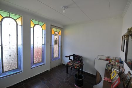 Casa para alugar com 150m², 2 quartos e 2 vagasSala