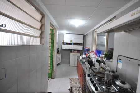 Casa para alugar com 150m², 2 quartos e 2 vagasCozinha