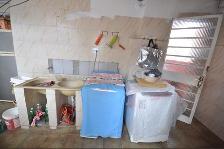 Casa para alugar com 150m², 2 quartos e 2 vagasÁrea de serviço