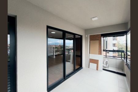 Apartamento para alugar com 113m², 2 quartos e 2 vagasVaranda