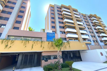 Apartamento para alugar com 113m², 2 quartos e 2 vagasFachada e portaria