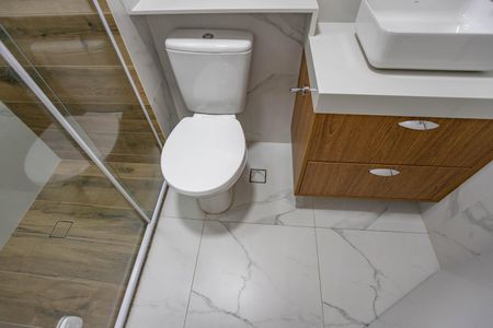 Apartamento para alugar com 69m², 2 quartos e 2 vagas Apartamento para alugar com 69m², 2 quartos e 2 vagasBanheiro social