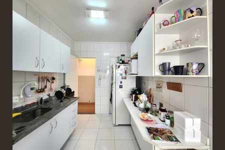 Apartamento à venda com 50m², 1 quarto e 1 vaga Apartamento à venda com 50m², 1 quarto e 1 vagaCozinha