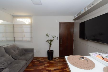 Sala de apartamento à venda com 2 quartos, 40m² em Inconfidentes, Contagem