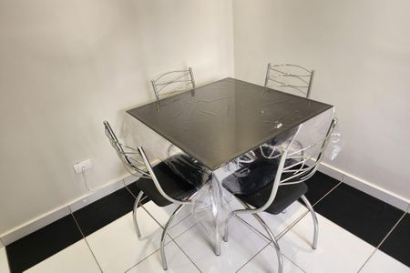 Apartamento para alugar com 56m², 2 quartos e 1 vaga Apartamento para alugar com 56m², 2 quartos e 1 vagaSala