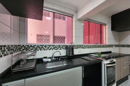 Apartamento para alugar com 56m², 2 quartos e 1 vaga Apartamento para alugar com 56m², 2 quartos e 1 vagaCozinha