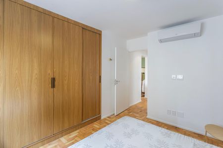 Apartamento à venda com 70m², 2 quartos e 1 vagaSuíte 2