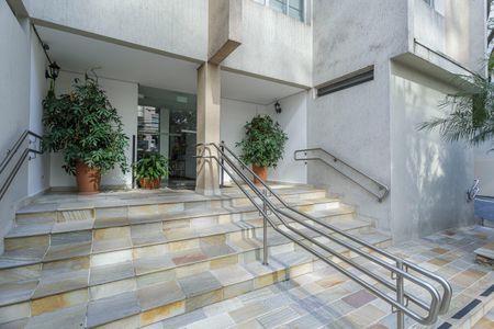 Apartamento à venda com 70m², 2 quartos e 1 vagaFachada