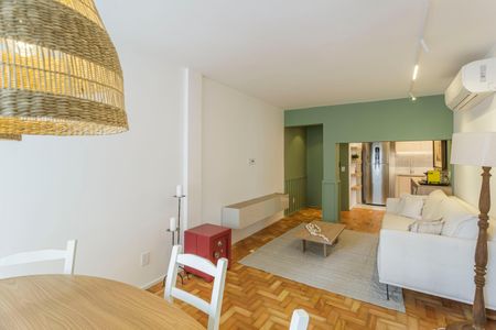 Apartamento à venda com 70m², 2 quartos e 1 vagaSala