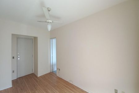 Sala de apartamento para alugar com 1 quarto, 62m² em Cambuí, Campinas