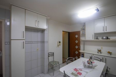 Casa à venda com 200m², 3 quartos e 2 vagasCozinha
