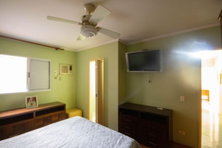 Casa à venda com 200m², 3 quartos e 2 vagasSuíte 