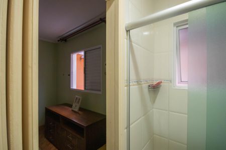 Casa à venda com 200m², 3 quartos e 2 vagasBanheiro da Suíte