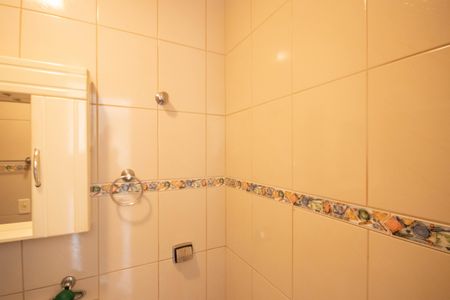 Casa à venda com 200m², 3 quartos e 2 vagasBanheiro da Suíte 3