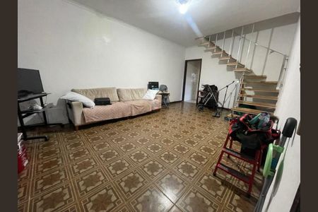 Casa à venda com 3 quartos, 193m² em Vila Tolstoi, São Paulo