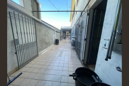 Casa à venda com 3 quartos, 193m² em Vila Tolstoi, São Paulo