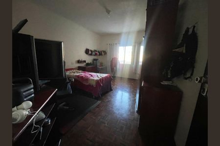 Casa à venda com 3 quartos, 193m² em Vila Tolstoi, São Paulo