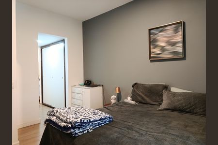 Apartamento à venda com 120m², 2 quartos e 1 vagaSuíte