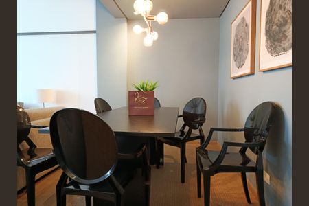 Apartamento à venda com 120m², 2 quartos e 1 vagaSala