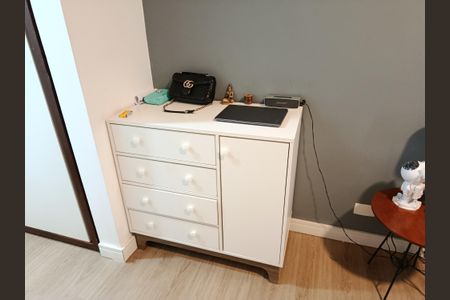 Apartamento à venda com 120m², 2 quartos e 1 vagaSuíte