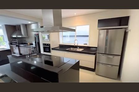 Casa à venda com 4 quartos, 470m² em Swiss Park, Campinas