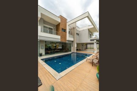 Casa à venda com 470m², 4 quartos e 2 vagas