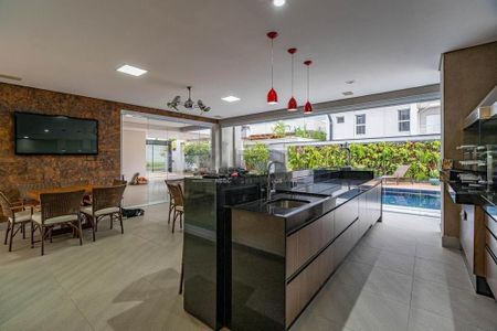 Casa à venda com 4 quartos, 470m² em Swiss Park, Campinas