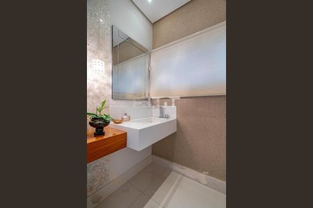 Casa à venda com 470m², 4 quartos e 2 vagas