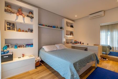 Casa à venda com 470m², 4 quartos e 2 vagas