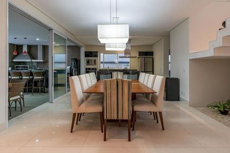Casa à venda com 4 quartos, 470m² em Swiss Park, Campinas