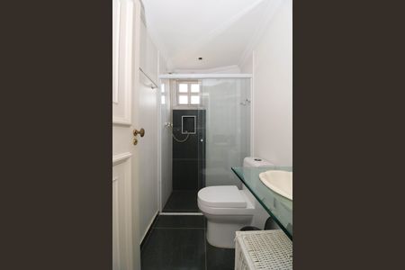 Apartamento à venda com 93m², 2 quartos e 2 vagas Apartamento à venda com 93m², 2 quartos e 2 vagasBanheiro da Suíte 2