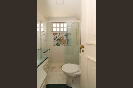 Apartamento à venda com 93m², 2 quartos e 2 vagas Apartamento à venda com 93m², 2 quartos e 2 vagasBanheiro da Suíte 1