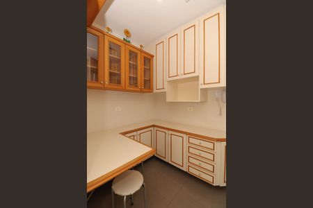 Apartamento à venda com 93m², 2 quartos e 2 vagas Apartamento à venda com 93m², 2 quartos e 2 vagasCozinha